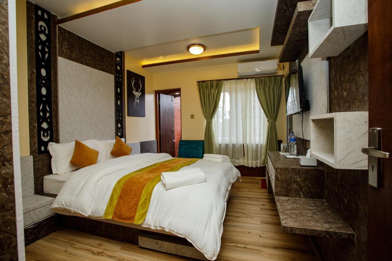Gauri Shankar Hotel Nagarkot Exterior foto