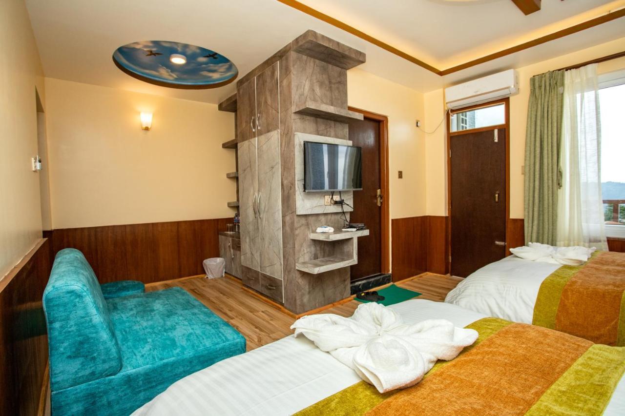 Gauri Shankar Hotel Nagarkot Exterior foto